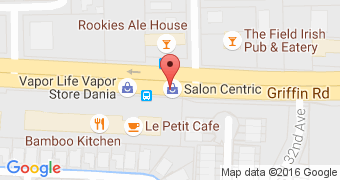 Le Petit Cafe